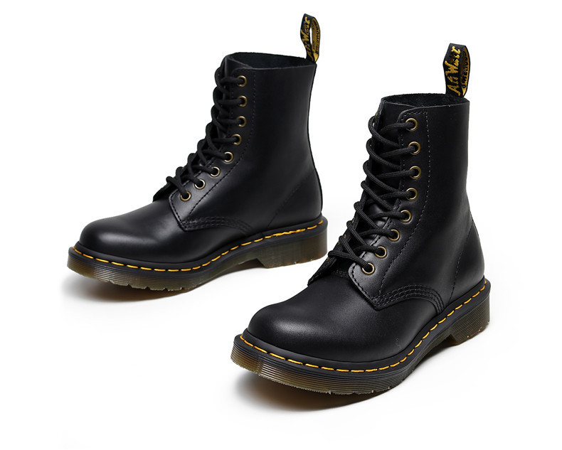 Dr martens 1460 platform ankle boots with real leather in lace up design (7)